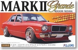1:24 Toyota Corona Mark II Grande 4Dr Sedan (X30)