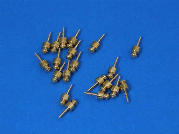 1:35 Set of 20 short insulators