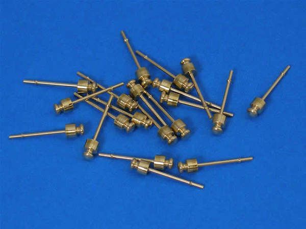 1:35 Set of 20 long insulators