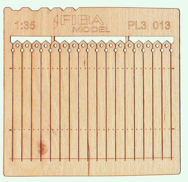 1:35 Prkenná ohrada- zdobené okraje