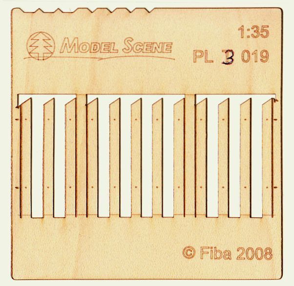 1:35 Prkenný plot - širší prkna, šikmý řez