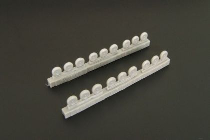 1:144 Spitfire wheels set (3 types of tires and spokes)