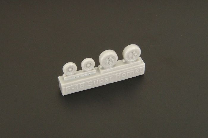 1:144 F-18 Super Hornet wheels set