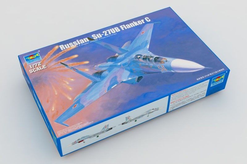 1:72 Russian Su-27UB Flanker C