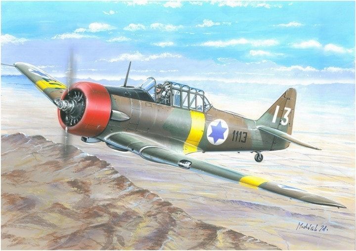 1:144 North-American T-6 Texan camouflaged