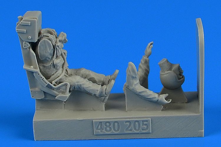 1:48 USAF Fighter Pilot with ejection seat for F-80 Shooting Star