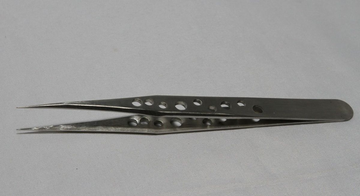 Straight Point Tweezer
