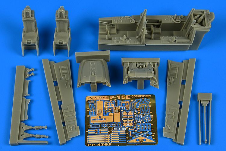 1:48 F-15E Strike Eagle cockpit set