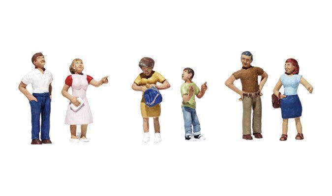 Window Shoppers - HO Scale