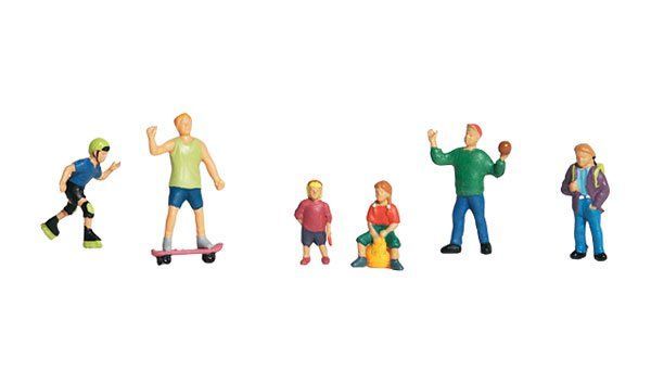 Kids at Play - HO Scale