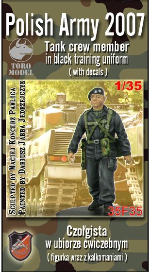1:35 Polish Army 2007 - Tank crew member in black training uniform - resin figurine with decals