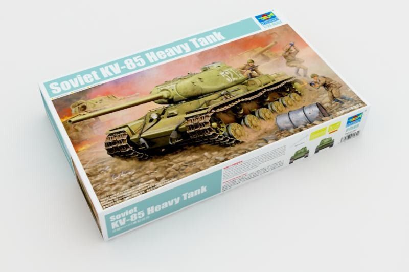 1:35 Soviet KV-85 Heavy Tank