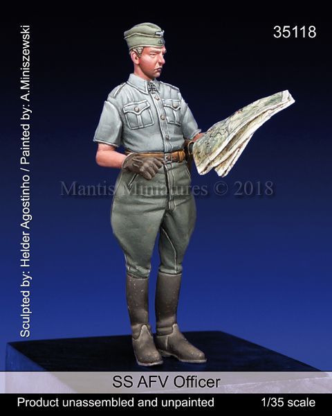 1:35 German SS AFV Officer, WWII