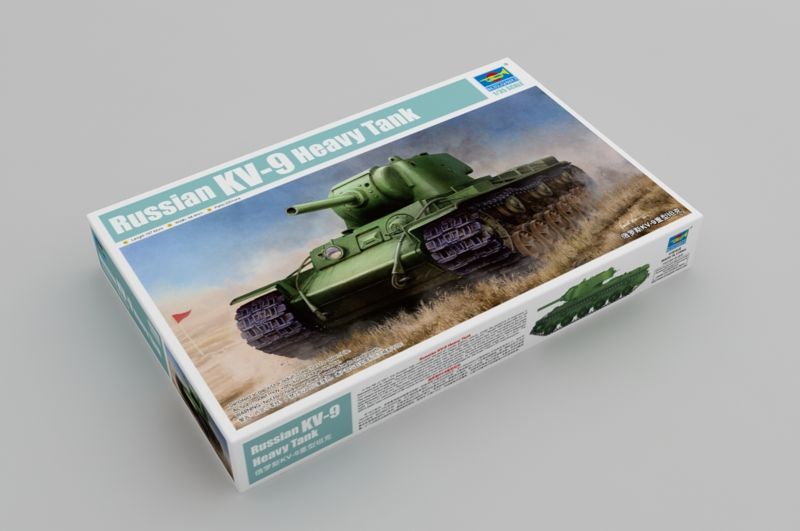 1:35 Russian KV-9 Heavy Tank