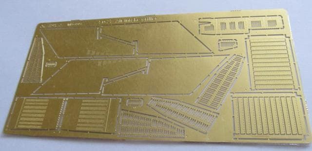 1:48 Su-27. Air intake grilles (Academy)
