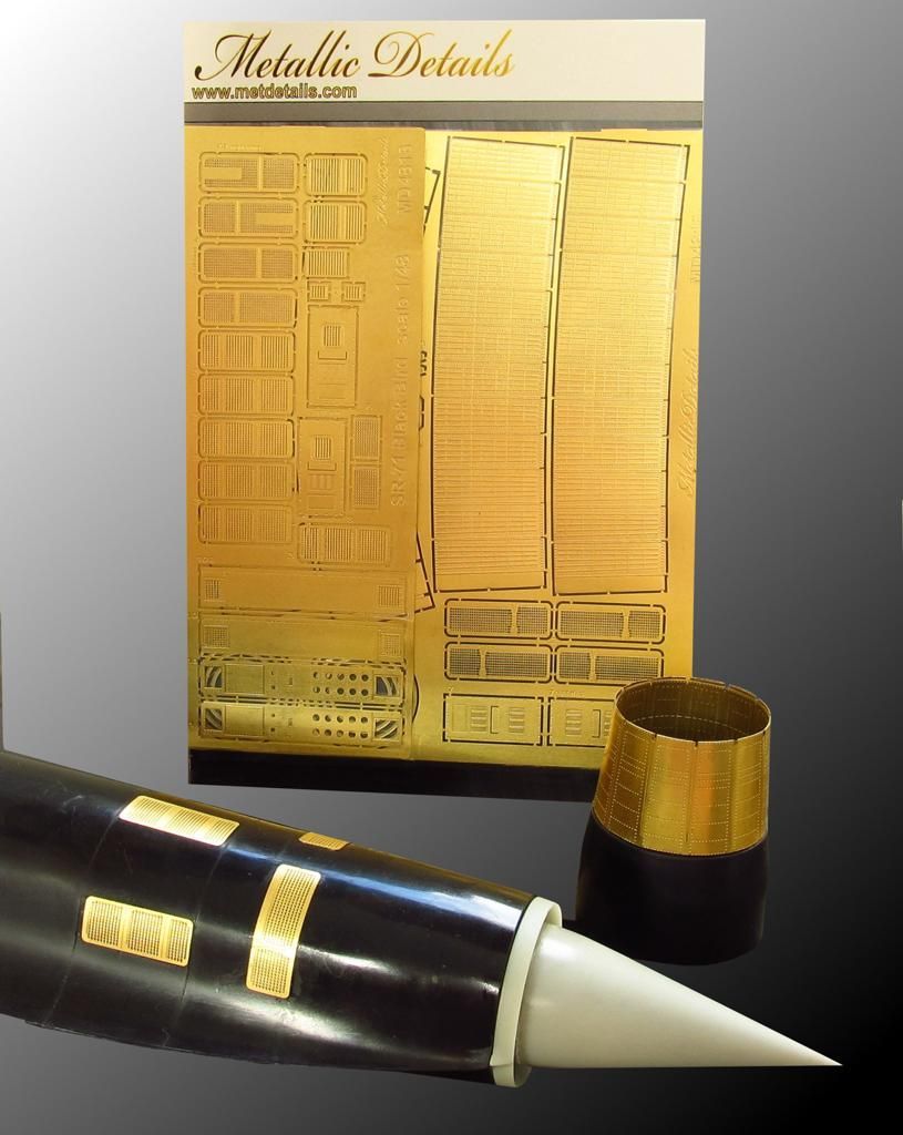 1:48 SR-71 Blackbird. Grides and jet nozzles (Testors/Italeri)