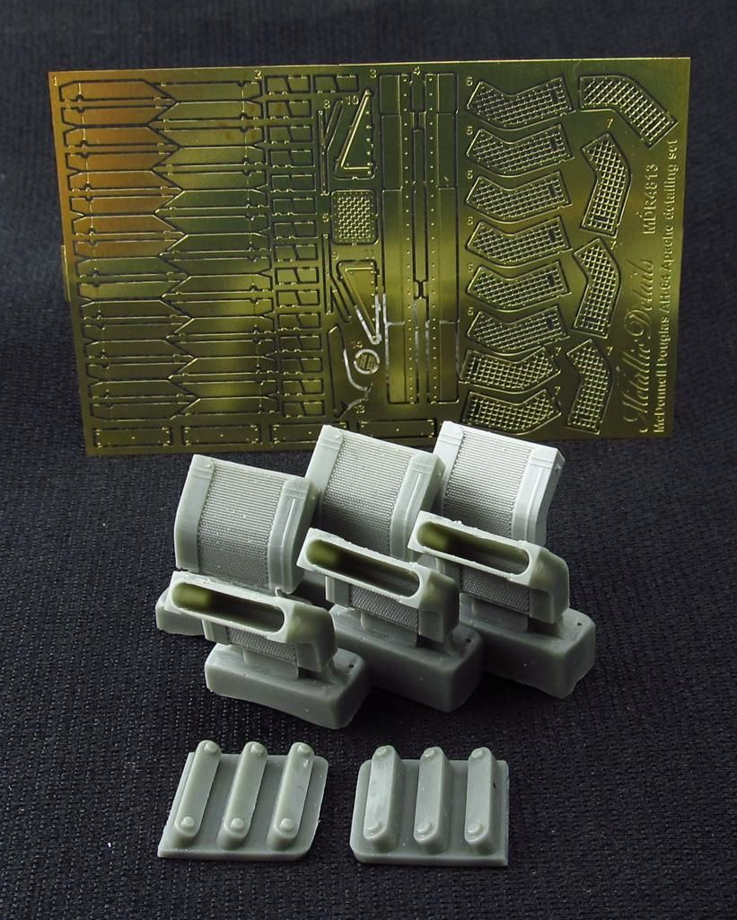 1:48 AH-64 Apache. Exhaust Pipes