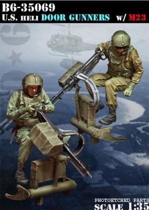 1:35 US Heli Door Gunners with M23