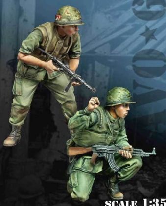 1:35 Round The Corner (1) U.S.M.C.