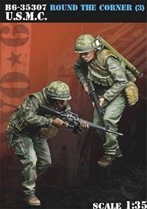 1:35 USMC - Around The Corner (3)