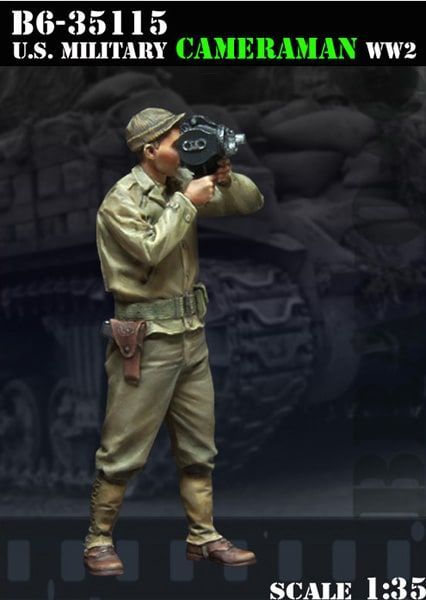 1:35 US Cameraman WW2