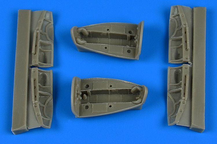 1:72 Beaufighter undercarriage bay