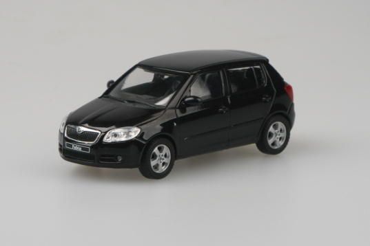 1:43 Škoda Fabia II (2006) - Černá Magic Metalíza