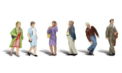 People Walking - HO Scale