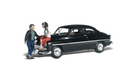 Spoonin'-N-Croonin' - HO Scale