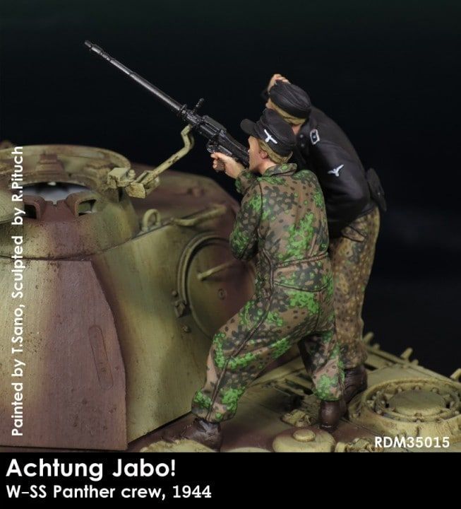 1:35 ACHTUNG JABO! W-SS Panther crew, 1944