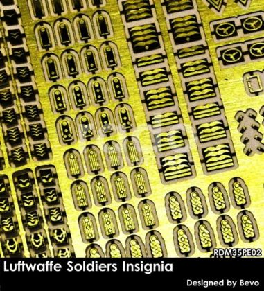 1:35 Luftwaffe Soldiers Insignia