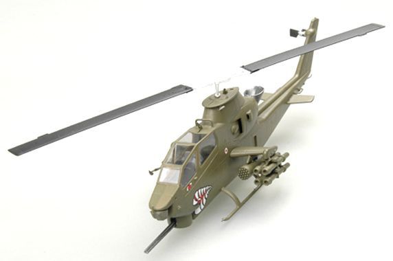 1:72 AH-1F - Germany