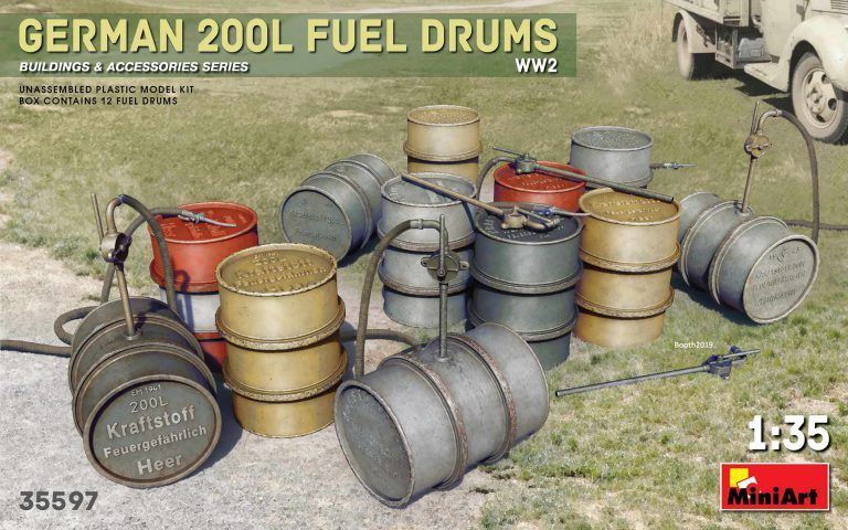1:35 GERMAN 200L FUEL DRUMS WW2