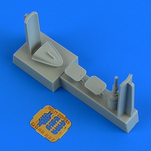 1:48 MiG-21 remove before flight covers