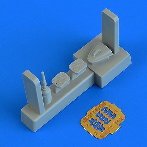 1:72 MiG-21 remove before flight covers