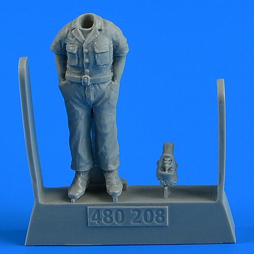 1:48 USAAF WWII Aircraft Mechanic