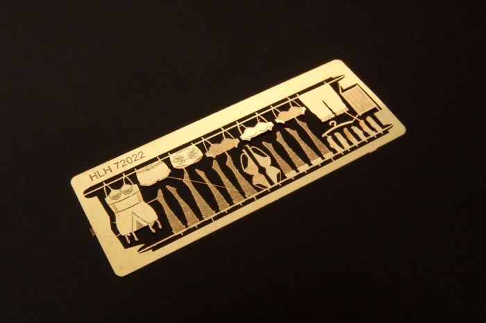 1:72 Underwear On A Washing Line