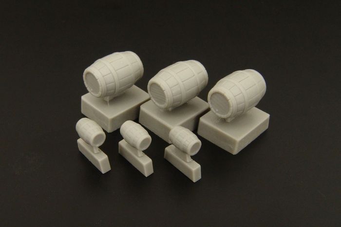 1:72 Wooden barrels