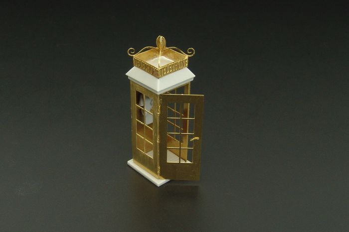1:72 Phone box