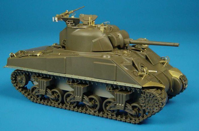 1:48 SHERMAN M4 (TAMIYA)