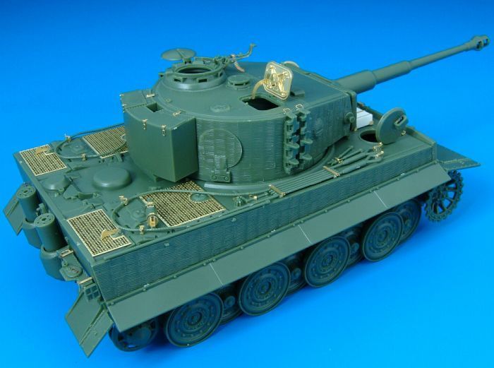 1:48 TIGER I LATE-SKYBOW