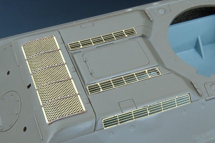 1:48 T-34/76 GRILLS (TAMIYA)