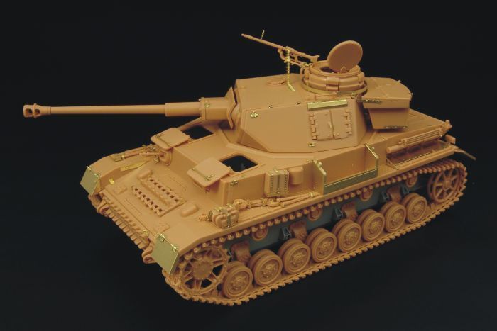 1:48 Pz.IV ausf.J (TAMIYA)