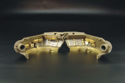 1:48 M10 turret interior (TAMIYA)