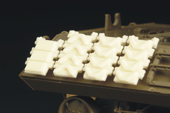 1:48 M4/M10 external track armor