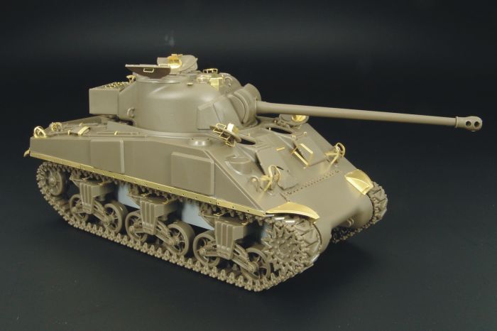 1:48 Sherman IC Firefly (TAMIYA)