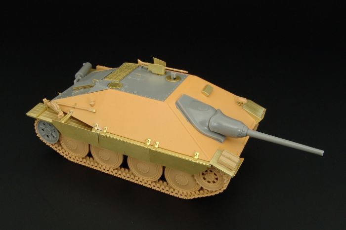 1:48 HETZER STARR (TAMIYA)