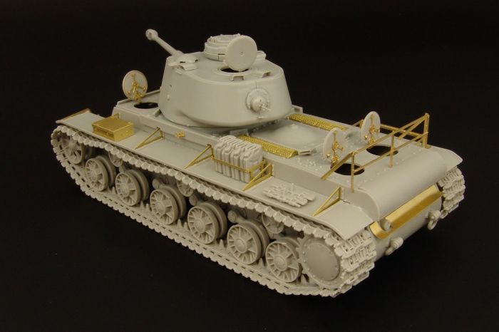 1:48 Pz.Kpfw.756( r ) KV-1 