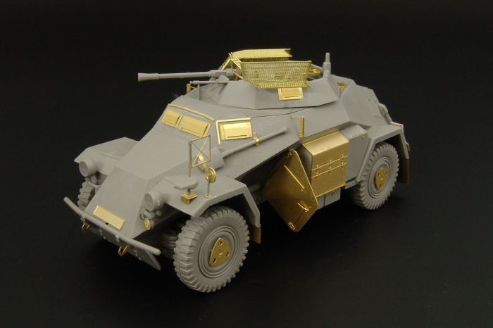 1:48 Sd.Kfz.222 BASIC (TAMIYA/ICM)