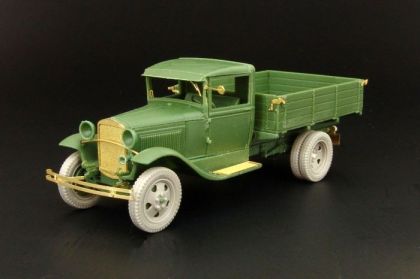 1:48 GAZ-AA (UM)